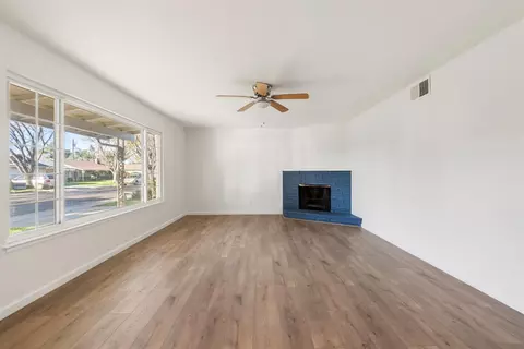 Living - 1713 Wolverine Way, Modesto, CA 95355 photo 1 of 4
