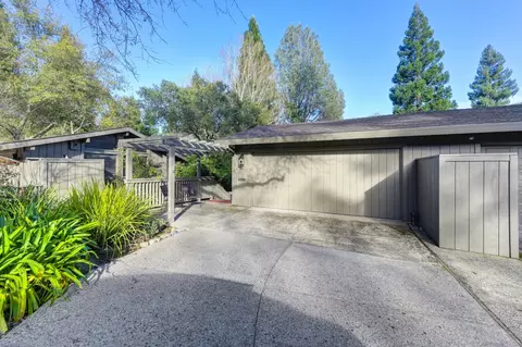 Exterior - 80 Riverknoll Pl, Carmichael, CA 95608 photo 1 of 20