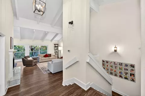 Entry Way - 80 Riverknoll Pl, Carmichael, CA 95608 photo 5 of 6