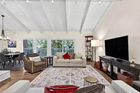 Living - 80 Riverknoll Pl, Carmichael, CA 95608 photo 4 of 9