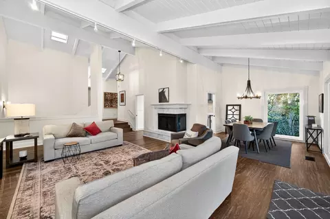 Living - 80 Riverknoll Pl, Carmichael, CA 95608 photo 8 of 9
