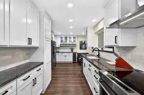Kitchen - 80 Riverknoll Pl, Carmichael, CA 95608 photo 1 of 7
