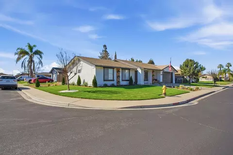 1900 Joett Dr, Turlock, CA 95380 photo 4