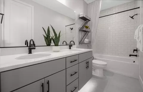 Bath - 3880 Anchor Ct, Roseville, CA 95747 photo 2 of 3