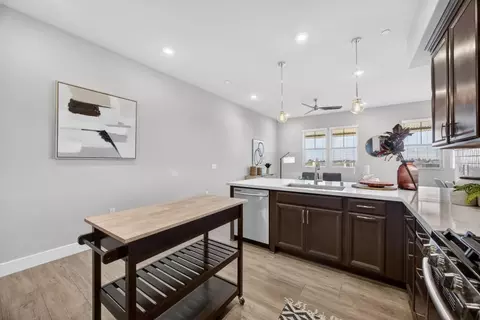 Kitchen - 1661 Spring St #443, Davis, CA 95616 photo 3 of 6