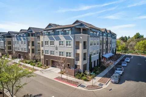 1661 Spring St #443, Davis, CA 95616