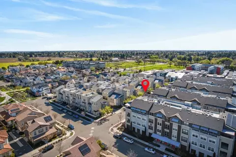 View/Area - 1661 Spring St #443, Davis, CA 95616 photo 4 of 12