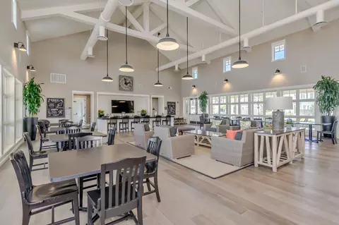 Dining - 1661 Spring St #443, Davis, CA 95616 photo 3 of 3