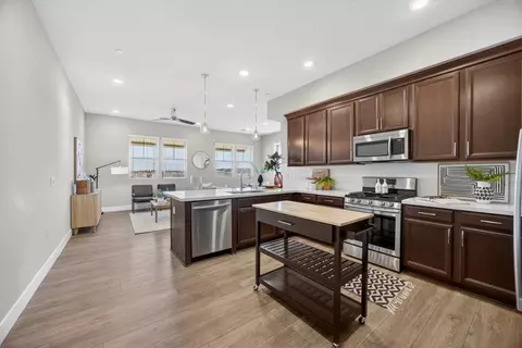 Kitchen - 1661 Spring St #443, Davis, CA 95616 photo 1 of 6