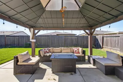 4144 Sir Barton Dr, Olivehurst, CA 95961 photo 38