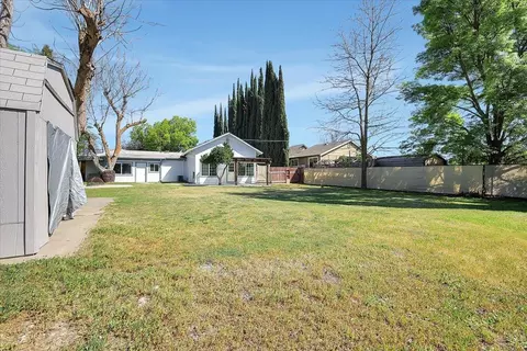 Exterior - 5664 Riverside Dr, Olivehurst, CA 95961 photo 13 of 18