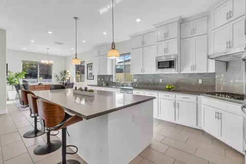 Kitchen - 2942 Laredo Dr, Rocklin, CA 95765 photo 3 of 3