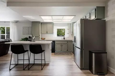 Kitchen - 5417 Edgerly Way, Carmichael, CA 95608 photo 2 of 5