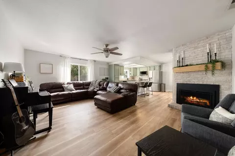 Living - 5417 Edgerly Way, Carmichael, CA 95608 photo 6 of 10