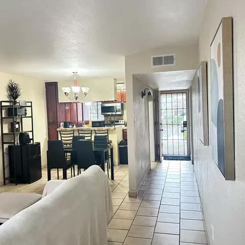 3768 W Benjamin Holt Dr #13, Stockton, CA 95219