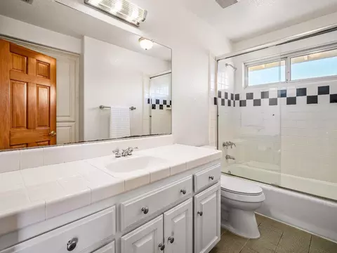 Bath - 5373 Prairie Loop, Placerville, CA 95667 photo 4 of 4