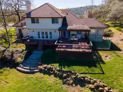 Exterior - 5373 Prairie Loop, Placerville, CA 95667 photo 6 of 7