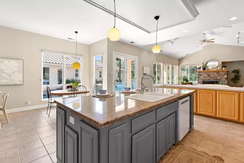 Kitchen - 3117 Northfield Ct, Davis, CA 95616 photo 3 of 5