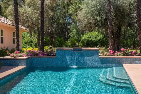 Exterior - 3117 Northfield Ct, Davis, CA 95616 photo 6 of 20