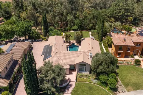 View/Area - 3117 Northfield Ct, Davis, CA 95616 photo 5 of 10