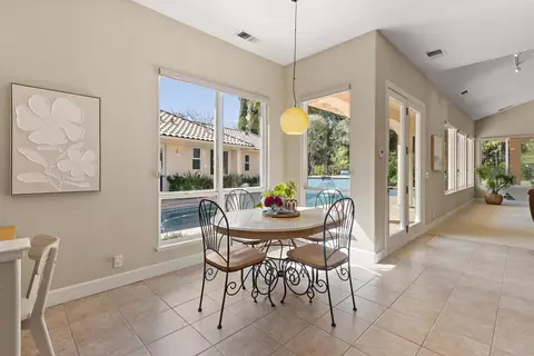 Dining - 3117 Northfield Ct, Davis, CA 95616 photo 4 of 5