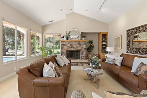Living - 3117 Northfield Ct, Davis, CA 95616 photo 3 of 3
