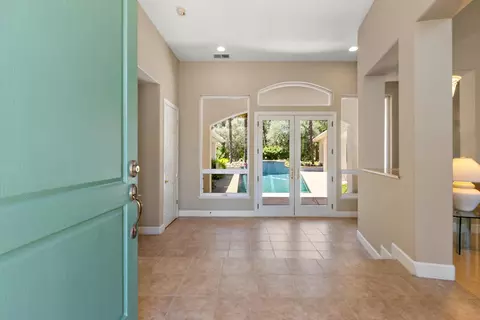 Entry Way - 3117 Northfield Ct, Davis, CA 95616 photo 2 of 3