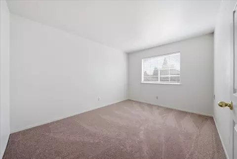 Bedroom - 8317 Bramble Bush Cir, Antelope, CA 95843 photo 6 of 7