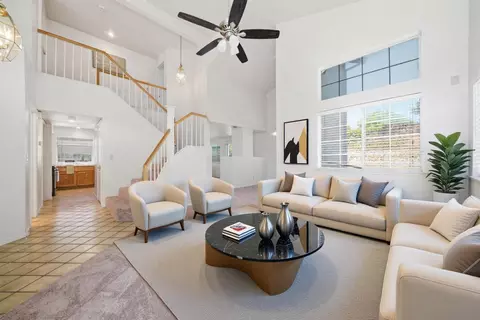 Living - 8317 Bramble Bush Cir, Antelope, CA 95843 photo 2 of 6