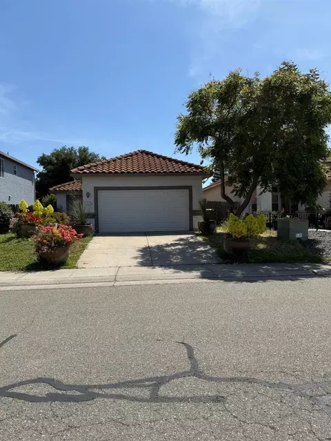 9370 Morcott Way, Sacramento, CA 95829