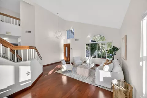 Living - 248 Carson St, Hercules, CA 94547 photo 1 of 3