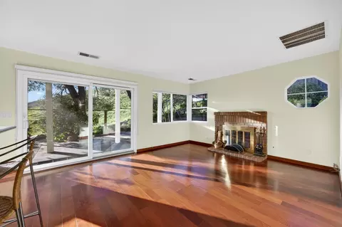 Living - 248 Carson St, Hercules, CA 94547 photo 3 of 3
