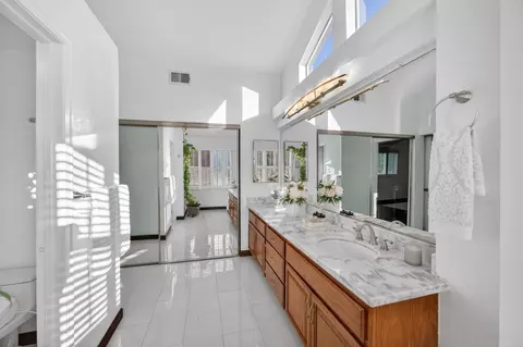Bath - 248 Carson St, Hercules, CA 94547 photo 6 of 9
