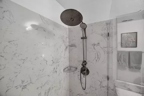 Bath - 248 Carson St, Hercules, CA 94547 photo 2 of 9