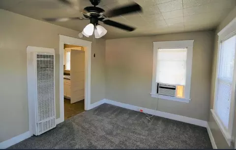 Living - 612 16th St, Modesto, CA 95354 photo 2 of 2