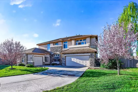 33318 Merganser Ct, Woodland, CA 95695