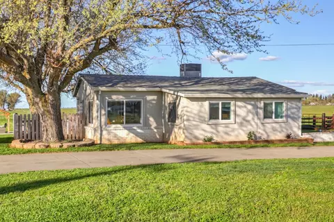 10695 Calvine Rd, Sacramento, CA 95830