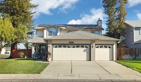 1122 Zumstein Ct, Ripon, CA 95366 photo 2