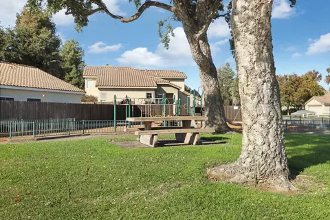 1122 Zumstein Ct, Ripon, CA 95366 photo 57