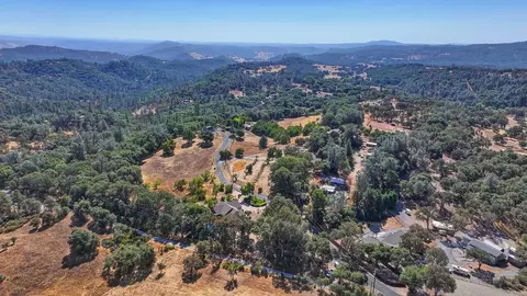 View/Area - 3501 Walnut Hill Dr, Cool, CA 95614 photo 6 of 8