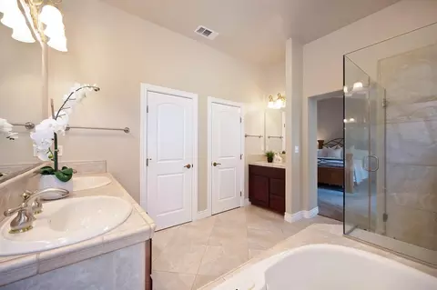 Bath - 3501 Walnut Hill Dr, Cool, CA 95614 photo 6 of 6