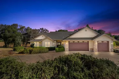 Exterior - 3501 Walnut Hill Dr, Cool, CA 95614 photo 4 of 26