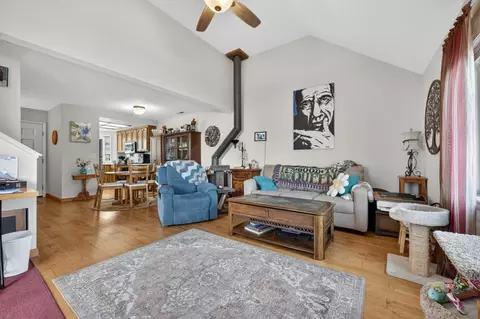 Living - 691 David Cir, Placerville, CA 95667 photo 4 of 4