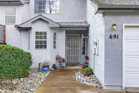 Exterior - 691 David Cir, Placerville, CA 95667 photo 5 of 6