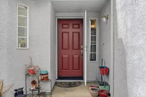 Entry Way - 691 David Cir, Placerville, CA 95667 photo 1 of 10