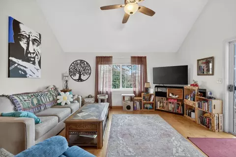 Living - 691 David Cir, Placerville, CA 95667 photo 1 of 4