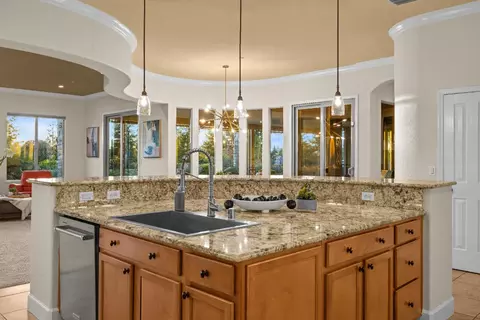 Kitchen - 9478 Sidesaddle Dr, Wilton, CA 95693 photo 9 of 9