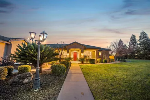 Exterior - 9478 Sidesaddle Dr, Wilton, CA 95693 photo 6 of 12