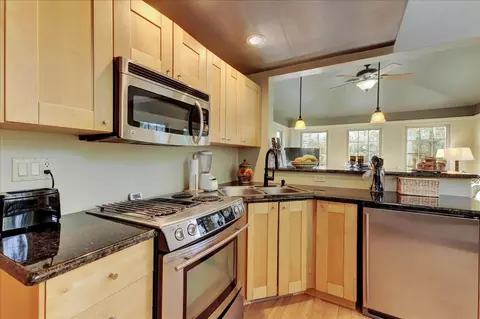 Kitchen - 16710 River Ranch Rd, Grass Valley, CA 95949 photo 4 of 7