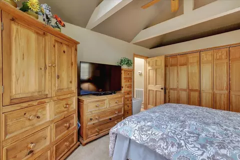 Bedroom - 16710 River Ranch Rd, Grass Valley, CA 95949 photo 7 of 7